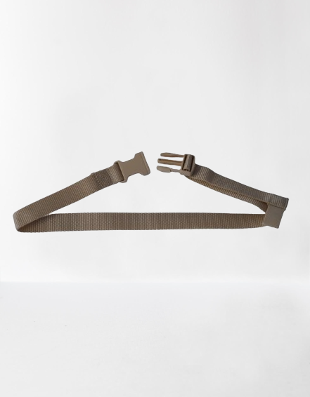 chest belt with buckle Cream