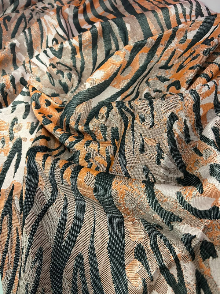 Junglefari Mira