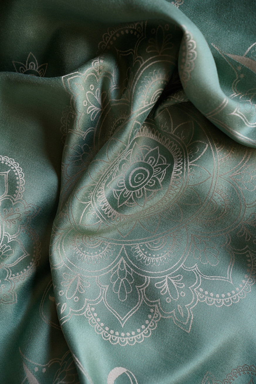 Baby Carrier Flip X Mandala Salvia Mats