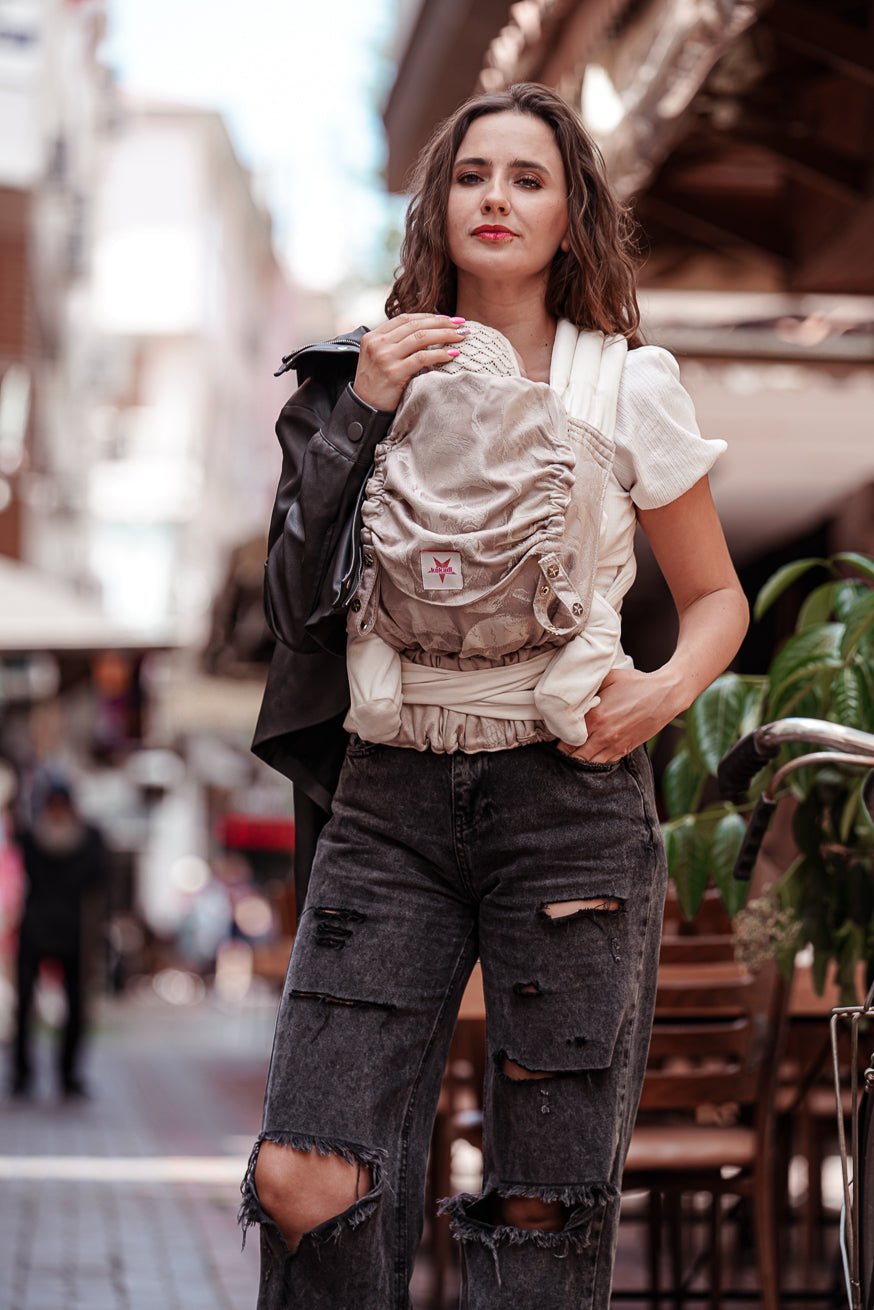 Baby Carrier TaiTai Silky Skulls - KOKADI