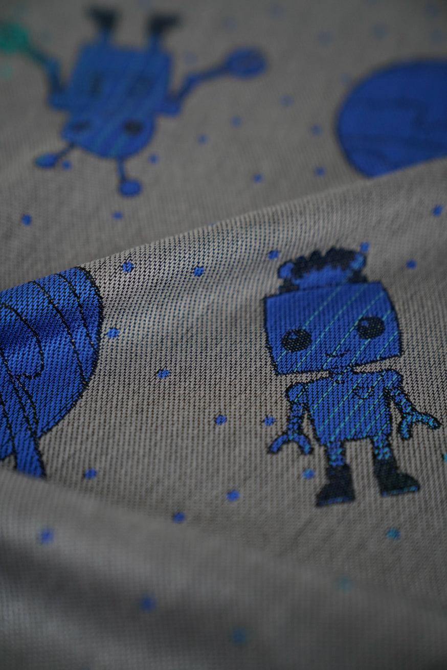 Hipster bag robot Ben