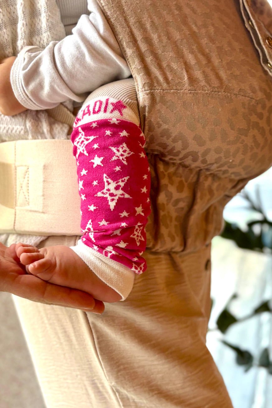 Carrying cuffs Leo Stars Strawberry - KOKADI