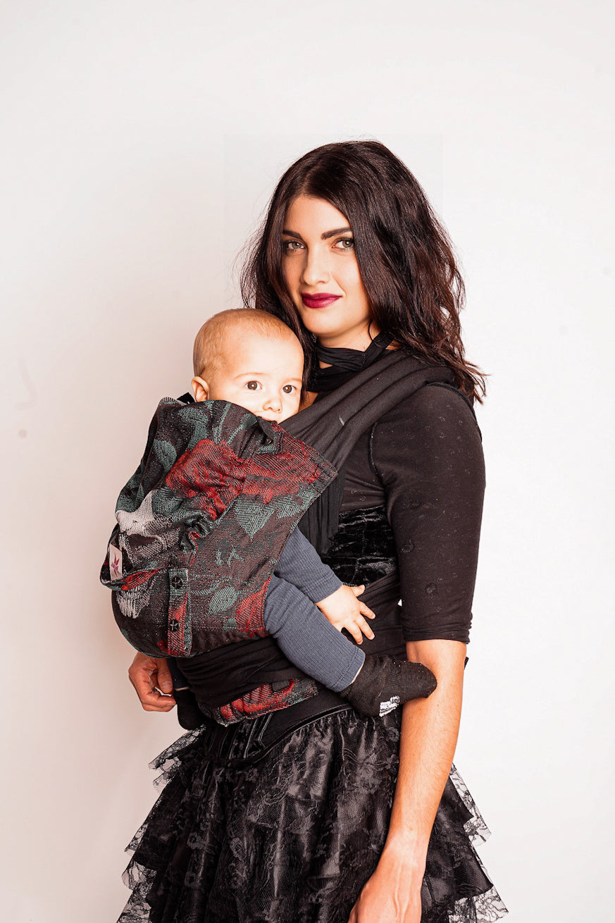 Baby Carrier TaiTai Skulls n´roses