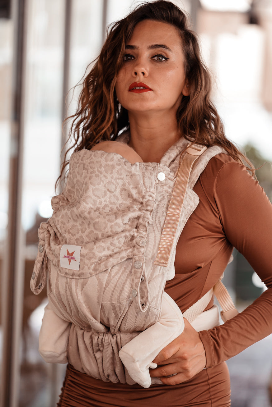 Baby Carrier Flip X Motherhood Matho