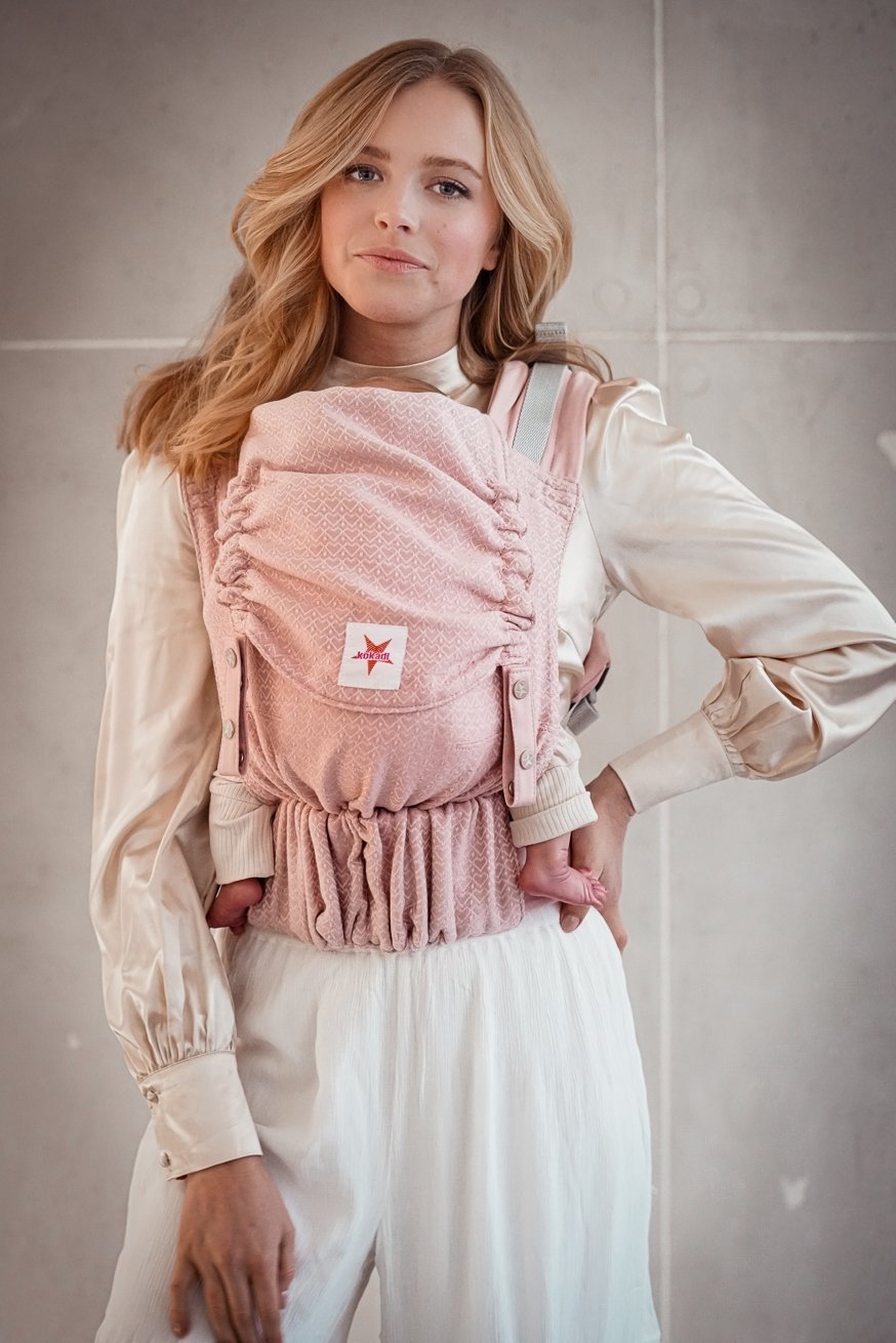 KOKADI Baby Carrier Flip Heart2Heart Rosé