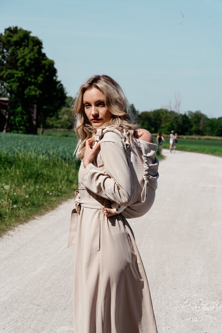 Babytrage Onbu Heart2Heart Cream - KOKADI