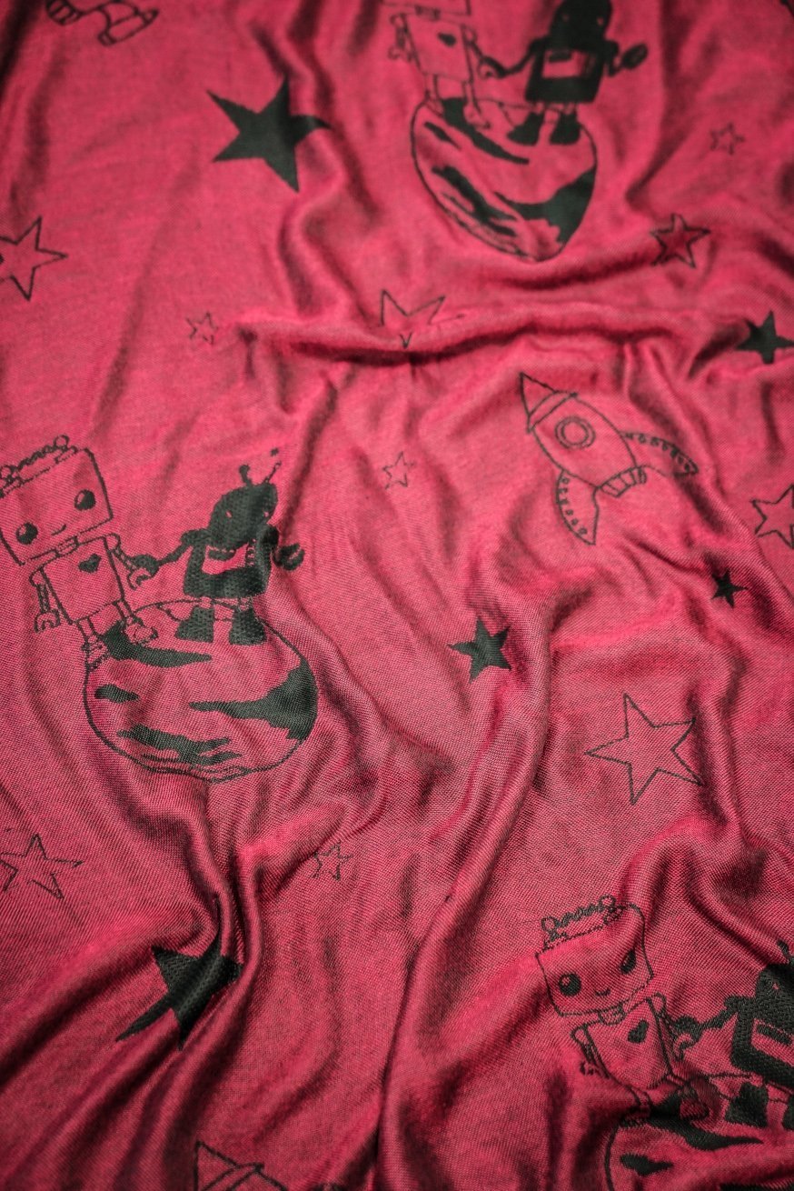 Cuddly blanket robot Ruby - KOKADI