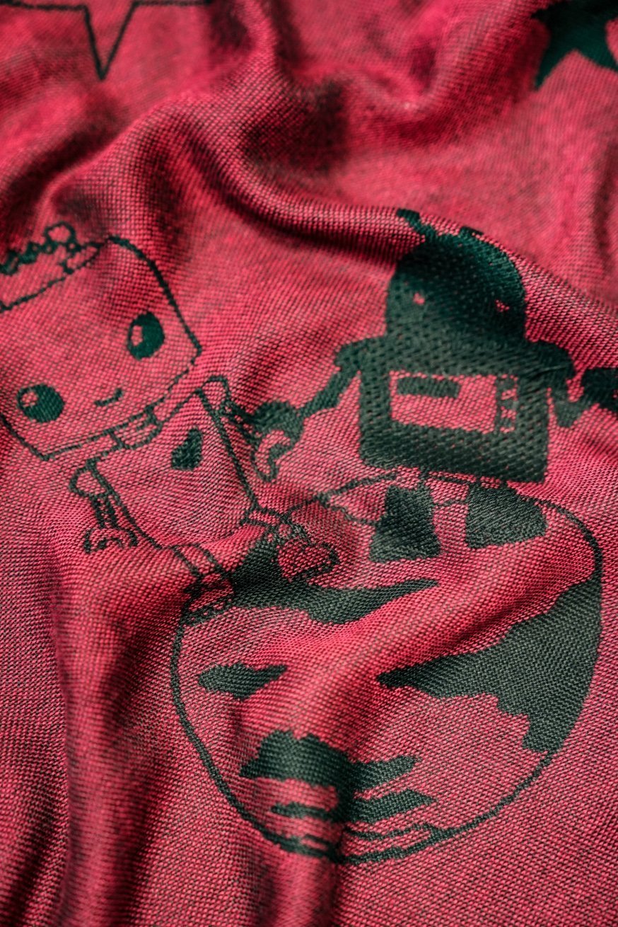 Cuddly blanket robot Ruby - KOKADI